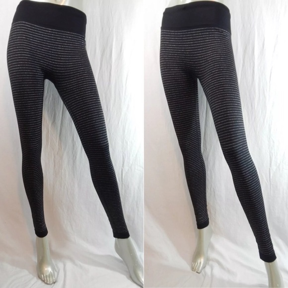 ❗️SOLD❗️Athleta Shimmer Striped Leggings Black XS - Picture 3 of 3